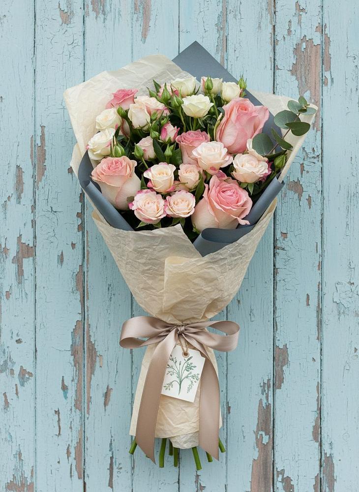 Букет нежный и розовый в Ярославле Букет цветов из: Розы в Ярославле