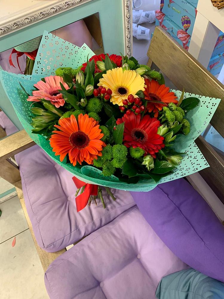 Букет цветов из: Герберы, Хризантемы и Альстромерии в Ярославле