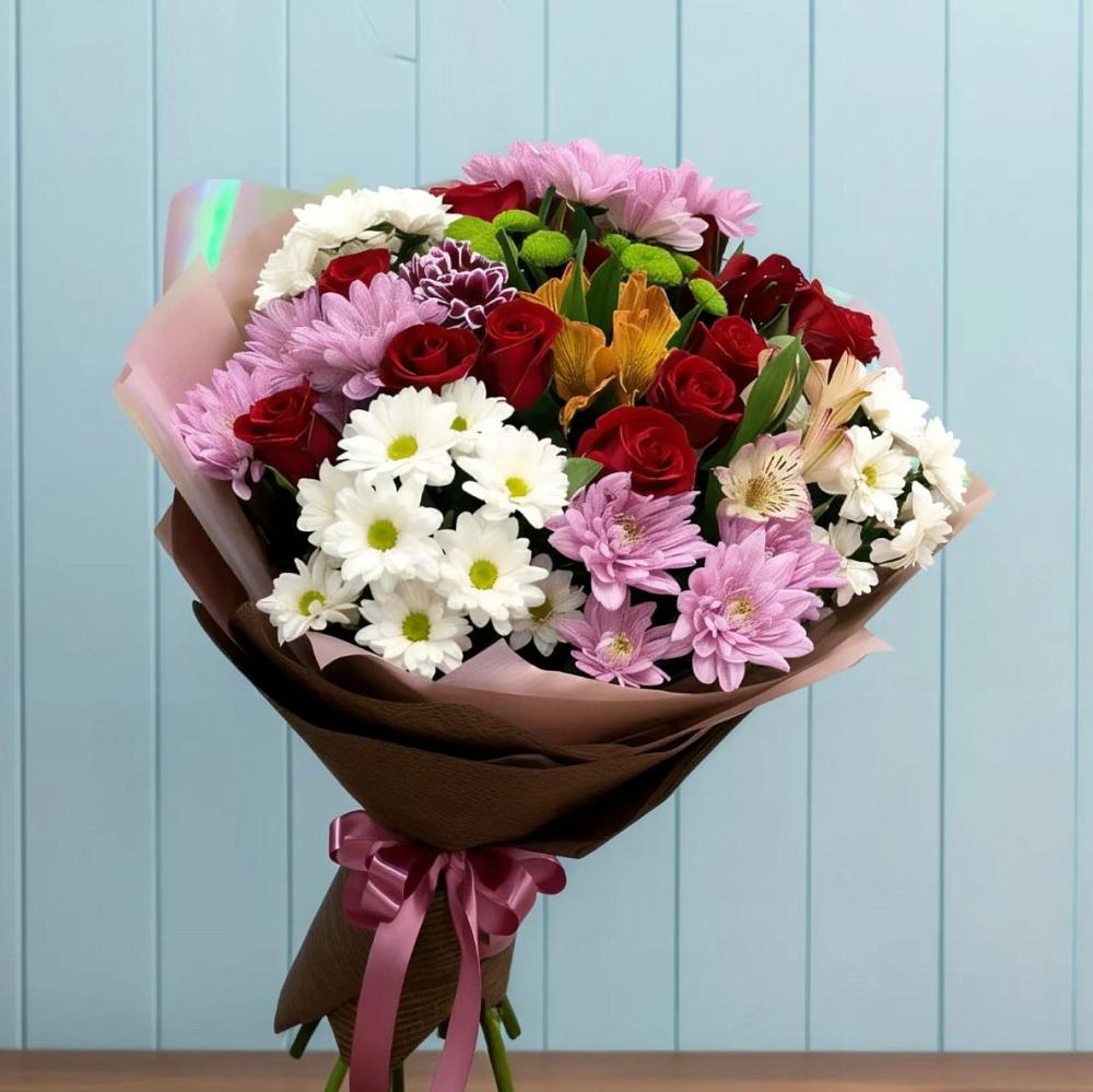 Букет цветов из: Розы, Хризантемы и Альстромерии в Ярославле